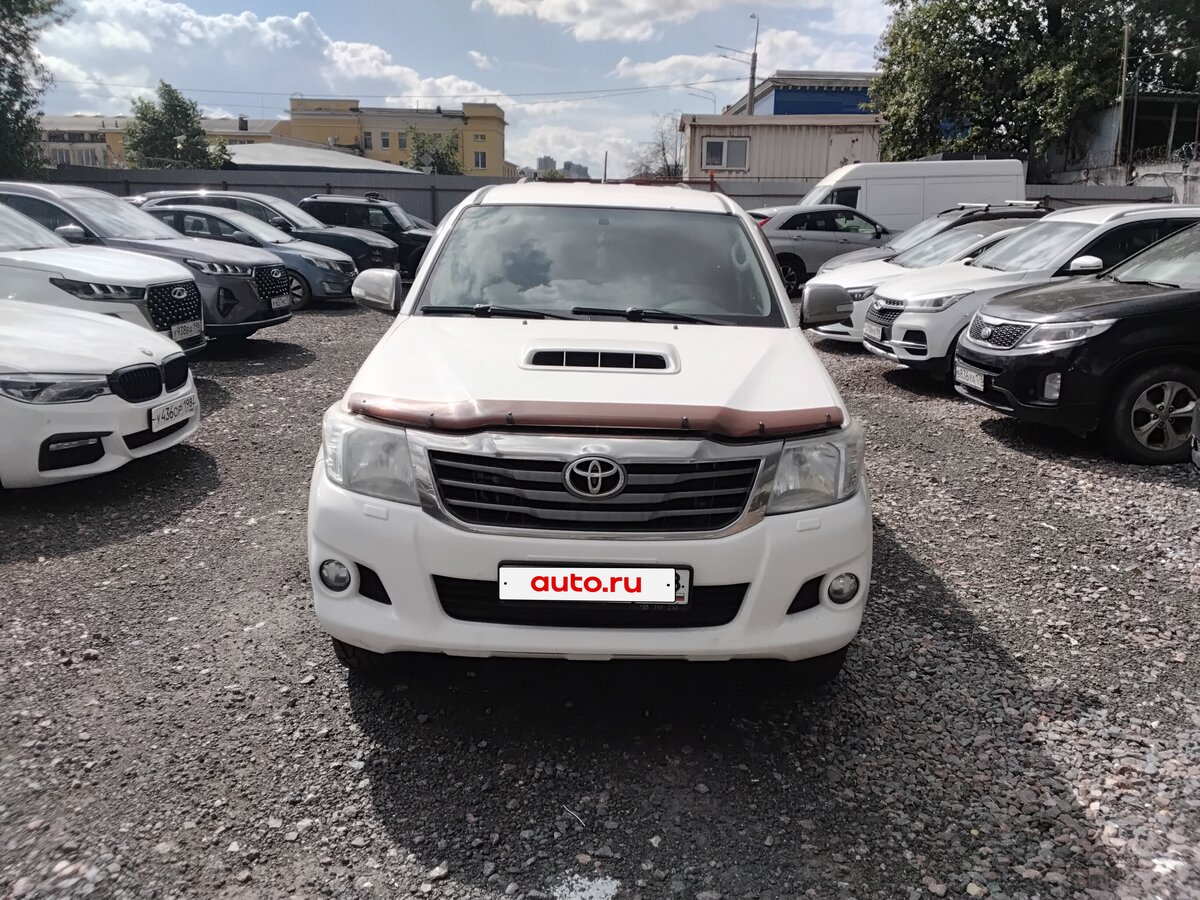 Открыть фотографии: Toyota Hilux VII Рестайлинг