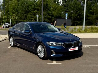 2020 BMW 5 серии 530e VII (G30/G31/G38) Рестайлинг, синий, 4500000 рублей, вид 2