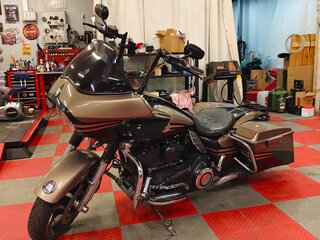 2013 Harley-Davidson CVO Road Glide, зелёный, 1525000 рублей, вид 2
