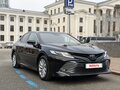 2019 Toyota Camry VIII (XV70), чёрный, 2650000 рублей