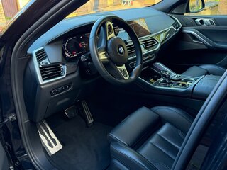2021 BMW X6 40i III (G06), чёрный, 8100000 рублей, вид 5