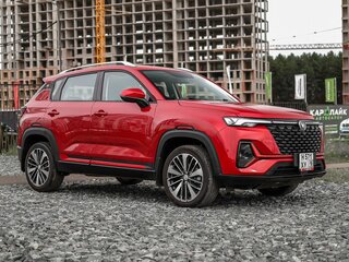 2024 Changan CS35 Plus I Рестайлинг, красный, 2099000 рублей, вид 4