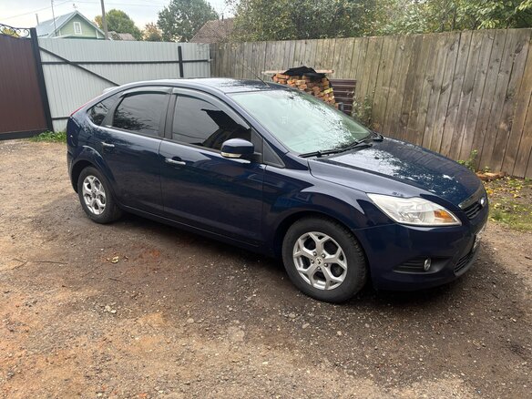 2009 Ford Focus II Рестайлинг, синий, 490000 рублей - вид 1