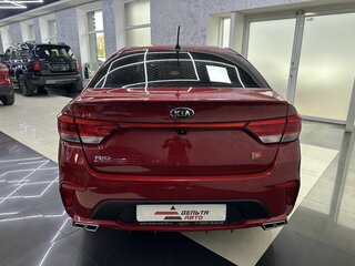 2018 Kia Rio IV, красный, 1365000 рублей, вид 4