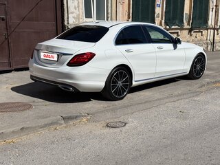 2021 Mercedes-Benz C-Класс 300 IV (W205) Рестайлинг, белый, 3580000 рублей, вид 2