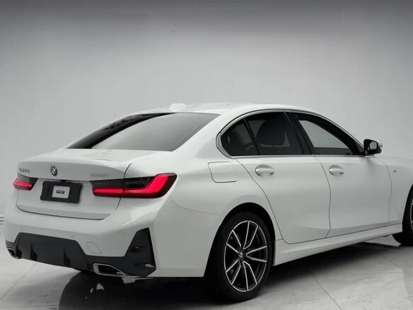 2023 BMW 3 серии 320i VII (G2x) Рестайлинг, белый, 3600000 рублей - вид 2