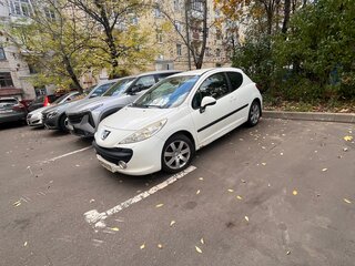 2009 Peugeot 207 I Рестайлинг, белый, 550000 рублей, вид 4