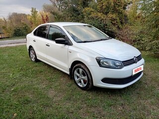 2010 Volkswagen Polo V, белый, 680000 рублей, вид 4