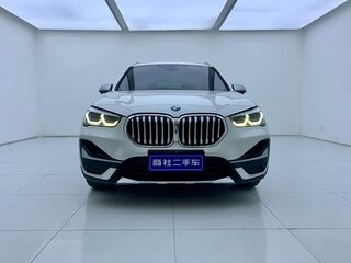 2022 BMW X1 Long 20Li sDrive II (F48) Рестайлинг, белый, 1880000 рублей, вид 2
