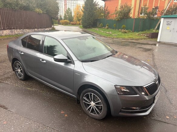 2018 Skoda Octavia III (A7) Рестайлинг, серебристый