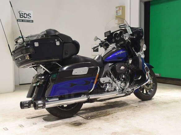 2011 Harley-Davidson Electra Glide, синий, 1280000 рублей - вид 4