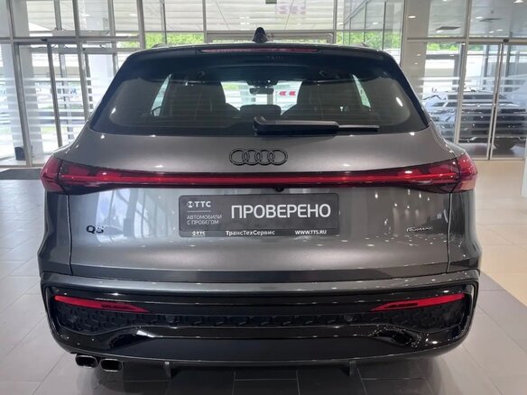 2026 Audi Q5 40 TDI III (GU), серый, 8200000 рублей - вид 4