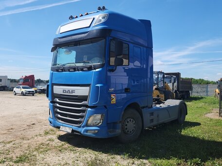 2017 DAF XF, синий, 5790000 рублей, вид 1