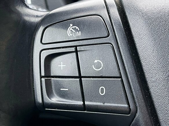 2013 Volvo V40 Cross Country I, чёрный, 1299000 рублей - вид 13