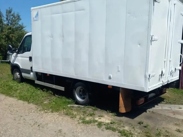 2013 Iveco Daily, белый, 1500000 рублей - вид 8