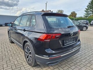 2022 Volkswagen Tiguan II Рестайлинг, чёрный, 2172000 рублей, вид 2