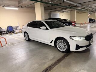 2021 BMW 5 серии 523d xDrive VII (G30/G31/G38) Рестайлинг, белый, 5230000 рублей, вид 5