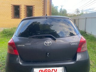 2007 Toyota Yaris II, серый, 540000 рублей, вид 4