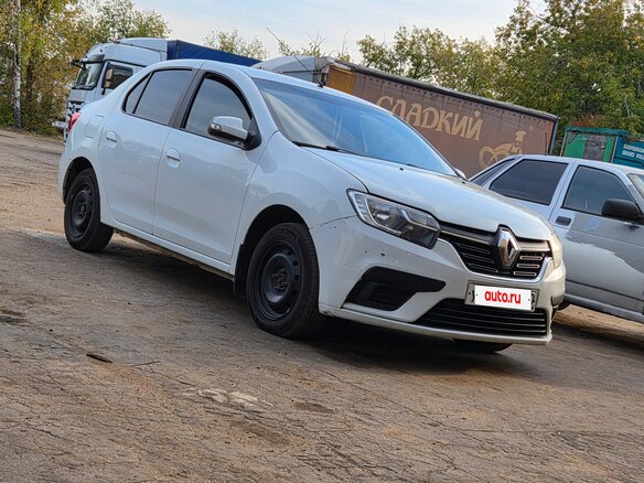 2021 Renault Logan II Рестайлинг, белый - вид 3