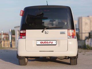 2002 Honda Mobilio I, белый, 590000 рублей, вид 4