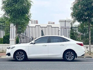 2023 Ford Escort VI Рестайлинг 2, белый, 940007 рублей, вид 5