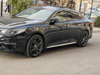 2020 Kia Optima IV Рестайлинг, чёрный, 2300000 рублей, вид 1