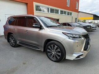2017 Lexus LX 570 III Рестайлинг 2, бежевый, 7000000 рублей, вид 3