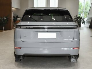 2026 Li Auto (Lixiang) L7 52.3 kWh I Рестайлинг, серый, 10290000 рублей, вид 4