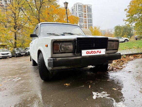 1998 Lada (ВАЗ) 2107, белый, 60000 рублей