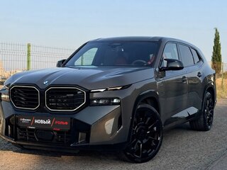 2026 BMW XM 50e, серый, 18700000 рублей, вид 3