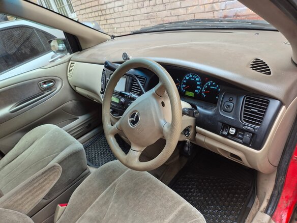 2001 Mazda MPV II (LW), красный, 485000 рублей - вид 11