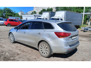 2016 Kia Ceed II Рестайлинг, серебристый, 900000 рублей, вид 3