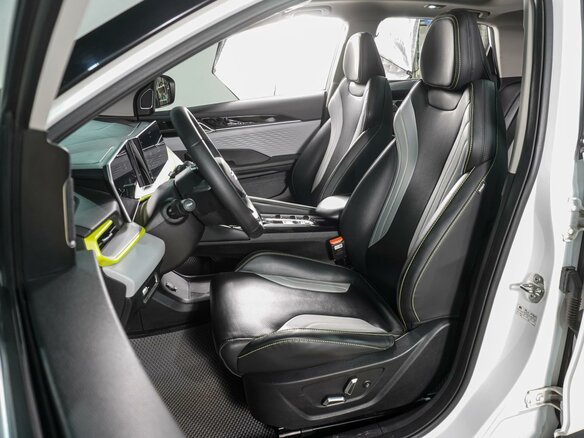 2024 Geely Coolray (Binyue Cool) I Рестайлинг, белый, 2049000 рублей - вид 9