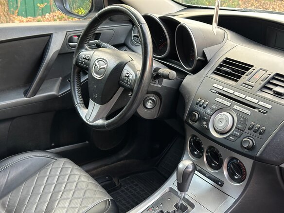 2011 Mazda 3 II (BL), белый, 600000 рублей - вид 11