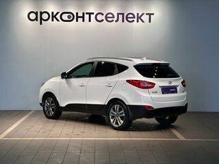 2015 Hyundai ix35 I Рестайлинг, белый, 1537000 рублей, вид 4