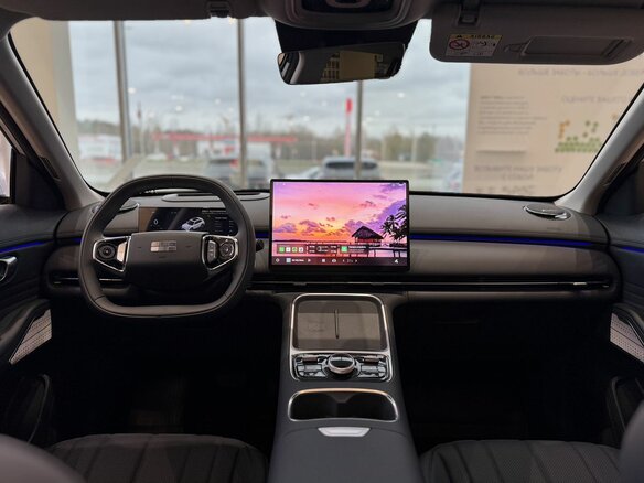 2026 Geely EX5 Гибрид EM-R, серебристый, 3829990 рублей - вид 9