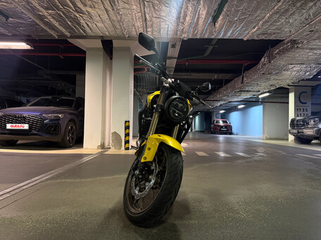2023 Honda CB 300R, жёлтый, 450000 рублей, вид 3