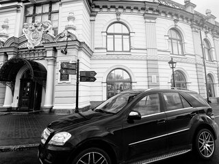 2008 Mercedes-Benz M-Класс 350 II (W164), чёрный, 1350000 рублей, вид 2