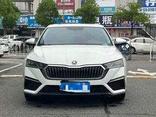 2022 Skoda Octavia IV (A8), белый, 1543333 рублей, вид 2
