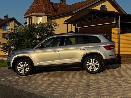 2018 Skoda Kodiaq I, серебристый, 2820000 рублей, вид 2