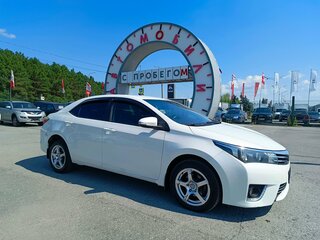 2013 Toyota Corolla XI (E160, E170, E180), белый, 950000 рублей, вид 1