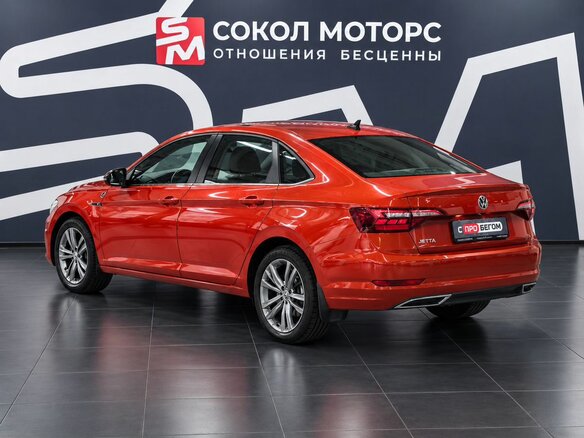 2020 Volkswagen Jetta 6-speed VII, оранжевый, 1999900 рублей - вид 1