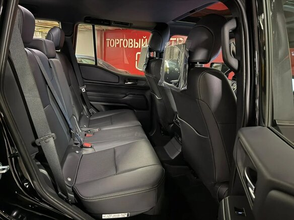 2026 Toyota Land Cruiser Prado 250 Series, чёрный, 10800000 рублей - вид 6