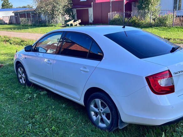 2014 Skoda Rapid I, белый - вид 4