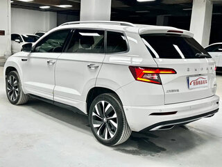 2023 Skoda Karoq DSG7 I, белый, 1950124 рублей, вид 5