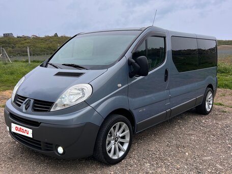 2009 Renault Trafic II Рестайлинг, серый, 1880000 рублей, вид 3