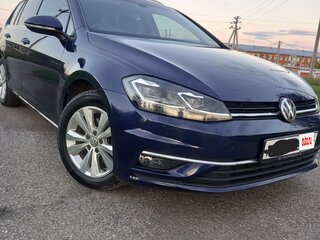 2017 Volkswagen Golf VII Рестайлинг, синий, 1250000 рублей, вид 4