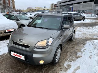 2010 Kia Soul I, серый, 700000 рублей, вид 1