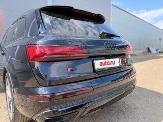 2020 Audi Q7 45 TDI II (4M) Рестайлинг, чёрный, 5900000 рублей, вид 4