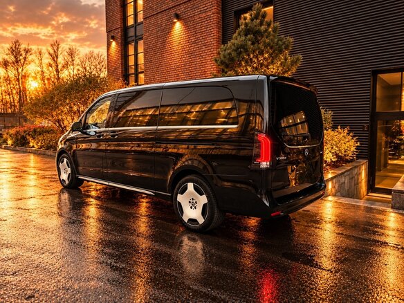 2026 Mercedes-Benz V-Класс Extra Long 300 d экстра длинный III (W447) Рестайлинг 2, чёрный, 13990000 рублей - вид 7